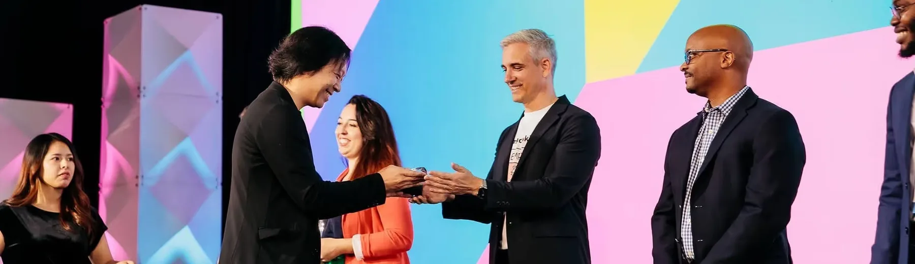 Daniel Nilsson accepting an award on stage